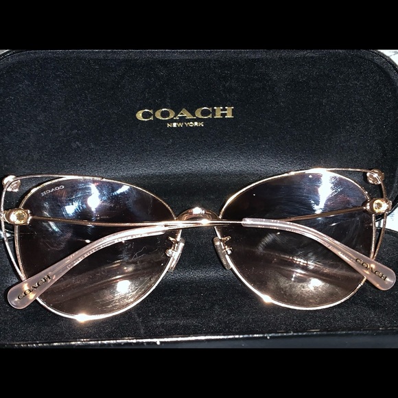 Coach sunglasses - Picture 1 of 4